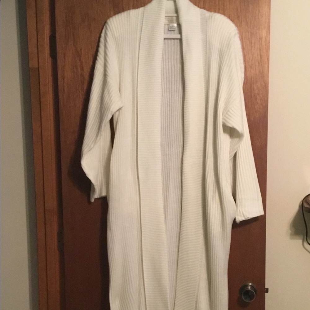 Vintage Maurada Cream Color Long Duster Si…